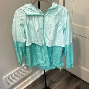 nike windbreaker